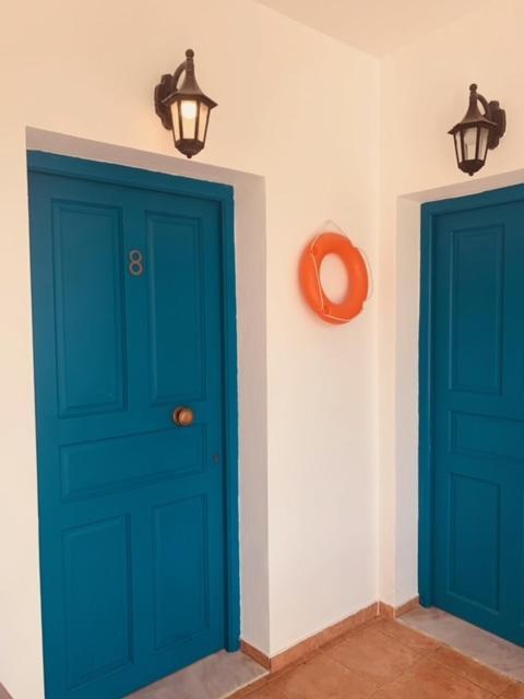 Manousos Rooms Adámas Extérieur photo